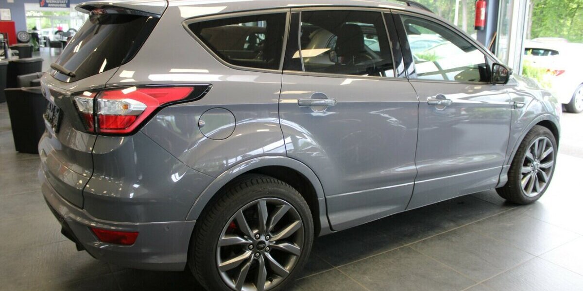 Ford Kuga 2.0 EcoBoost 4x4 Aut. ST-Line 77.160 km 18.980 &euro; Euskirchen 53881