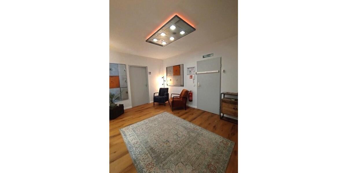 Verkauf eines kleinen Hotel garni in Köln voll genehmigter Beherbergungsbetrieb mit 8 Betten 4 Zimmern, studentisches Wohnen denkbar - Gewerbeobjekt Köln Mülheim | Angebot:22794810