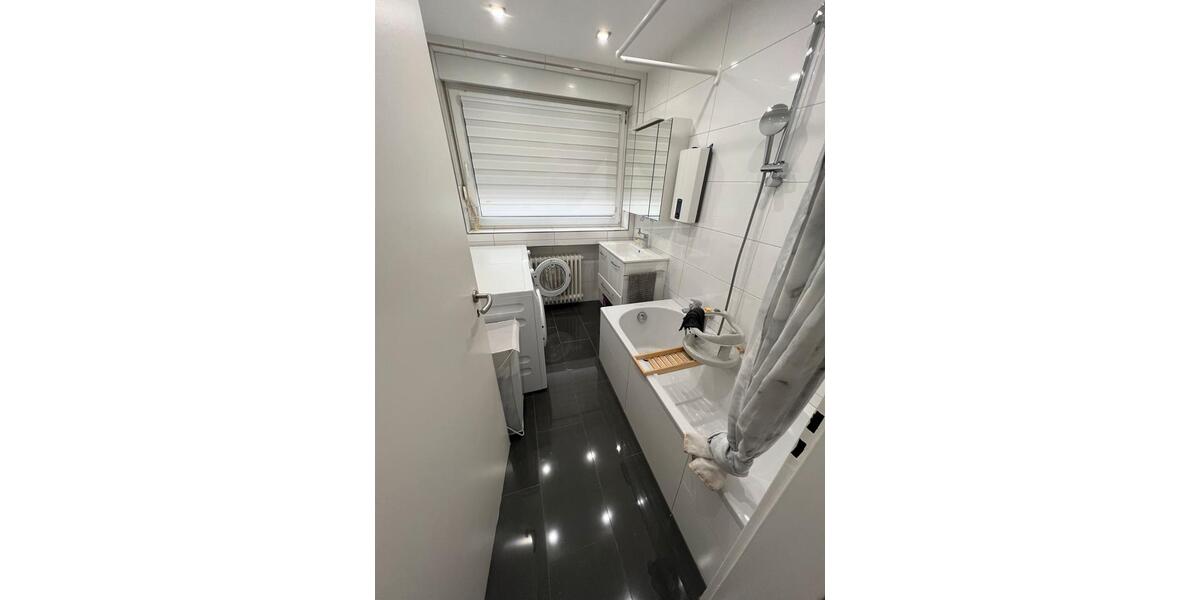 Etagenwohnung Grevenbroich - 3 Zimmer, 75 m&sup2;, 189.000&euro; | Angebot:26036453