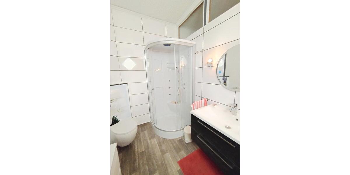 Wohn- und Geschäftshaus in Köln-Hochkirchen - gleichermaßen interessant für Eigennutzer und Kapitalanleger - Mehrfamilienhaus, Wohnhaus Köln Rodenkirchen (Hochkirchen) | Angebot:24469287