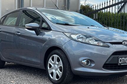 Ford Fiesta 72.000 km 4.899 &euro; Düren-Merken 52353