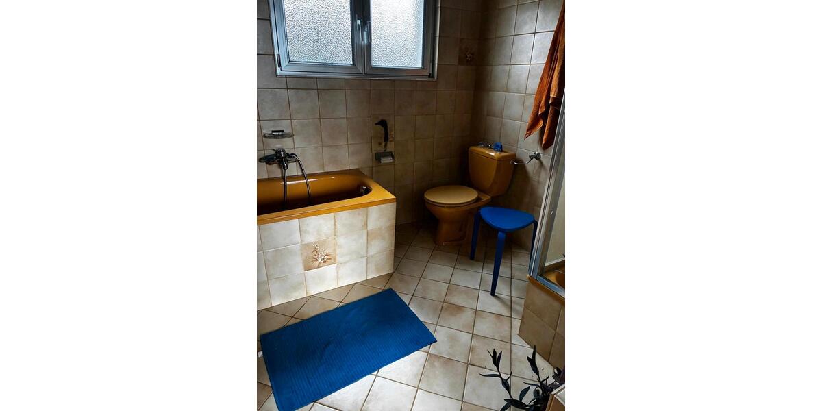 Etagenwohnung Alfter - 22 Zimmer, 150 m&sup2;, 550&euro; | Angebot:25232921