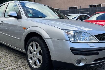 Ford Mondeo 137.671 km 2.890 &euro; Köln 50858