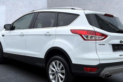 Ford Kuga 118.000 km 9.899 &euro; KERPEN 50170