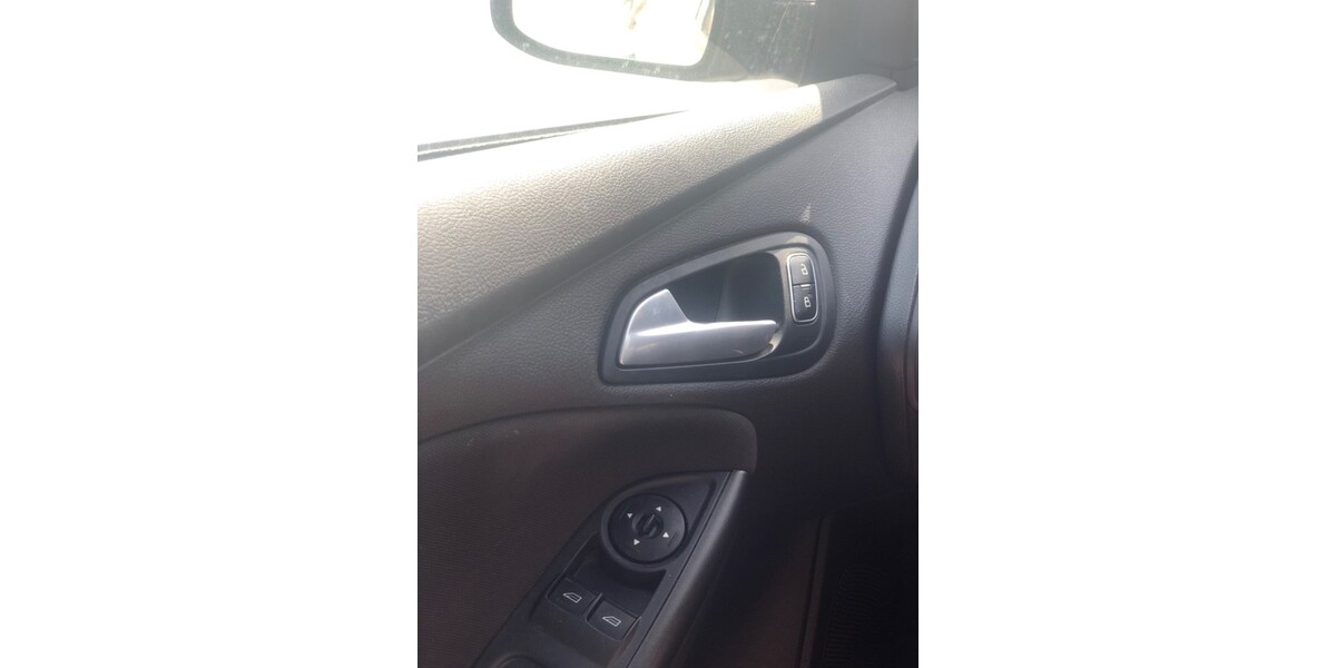 Ford Focus 103.000 km 6.900 &euro; Kreuzau 52372