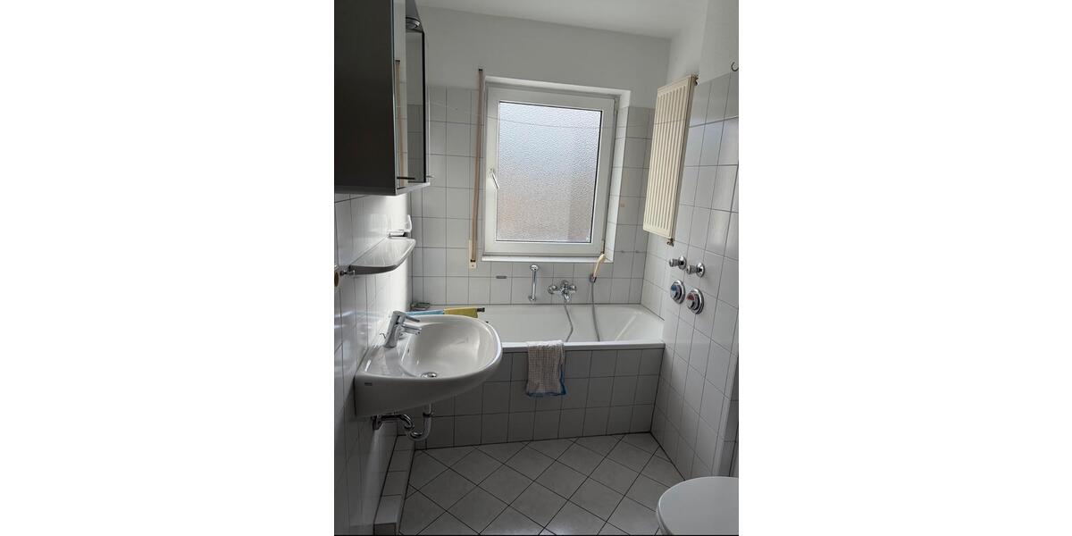 Etagenwohnung Köln Porz - 3 Zimmer, 69 m&sup2;, 270.000&euro; | Angebot:25841472