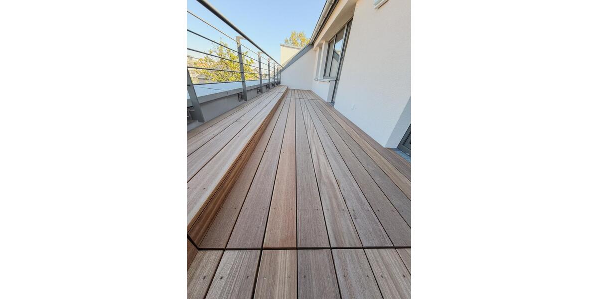 Dachgeschoßwohnung Euskirchen - 3 Zimmer, 131 m&sup2;, 1.375&euro; | Angebot:26618141