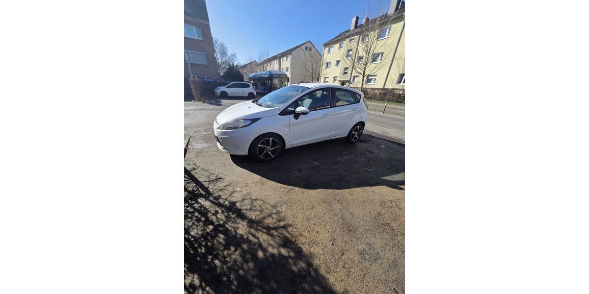 Ford Fiesta 255.000 km 3.300 &euro; Brühl 50321