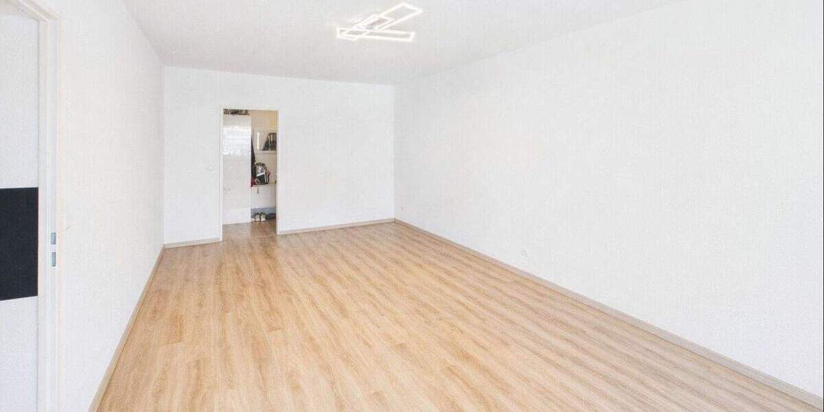 Etagenwohnung Bergheim - 4 Zimmer, 91 m&sup2;, 185.000&euro; | Angebot:25666524