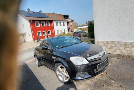 Opel Tigra 108.741 km 2.400 &euro; Nörvenich 52388