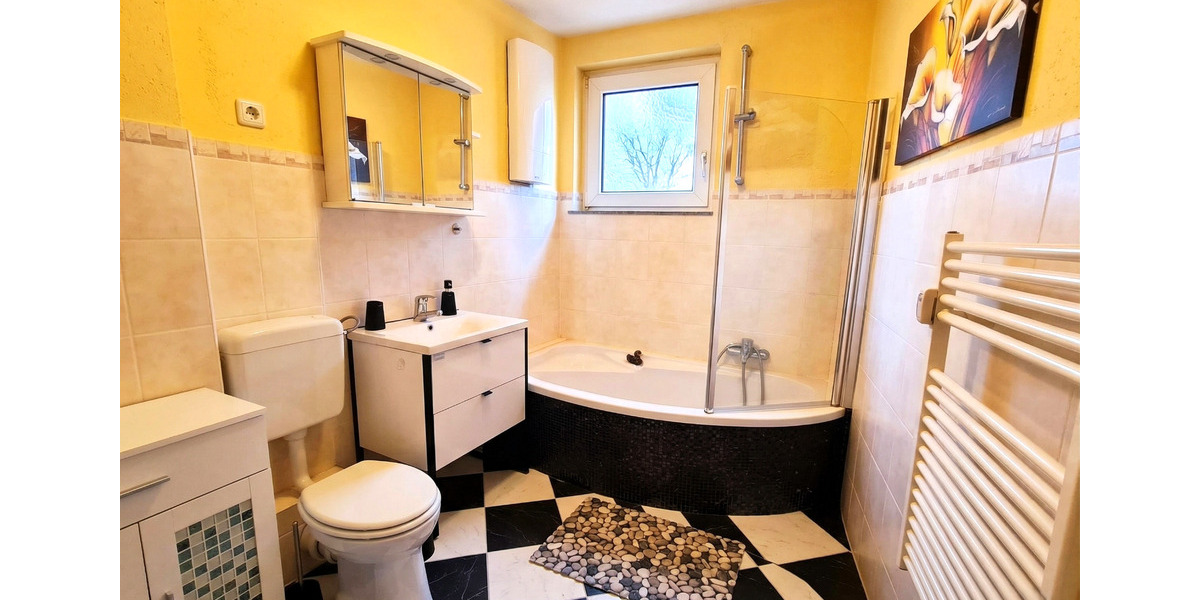 Hochparterre Köln Rodenkirchen - 2 Zimmer, 50 m&sup2;, 290.000&euro; | Angebot:25025222