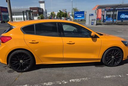 Ford Focus 98.500 km 19.000 &euro; Brühl 50321