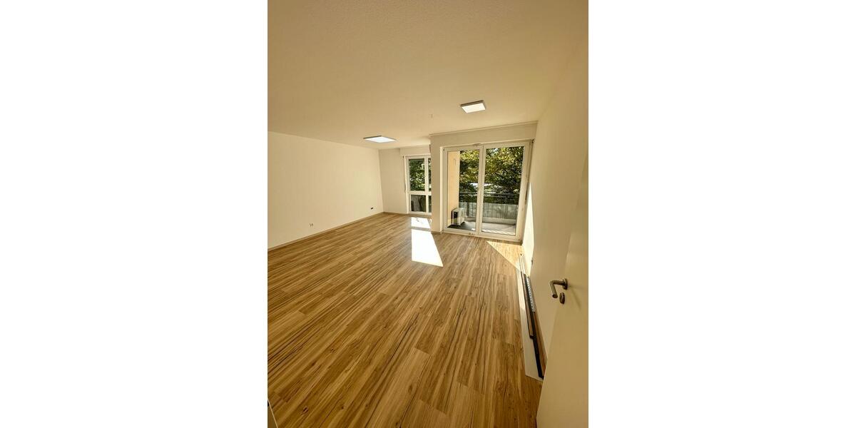 Etagenwohnung Leverkusen - 2 Zimmer, 58 m&sup2;, 1.390&euro; | Angebot:25918386