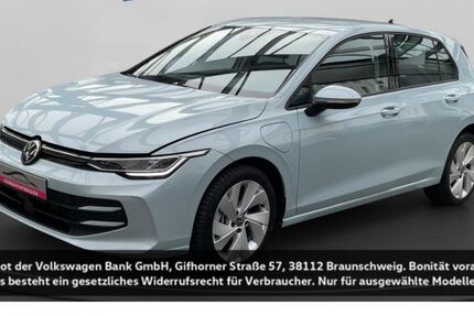 VW Golf 8.751 km 32.980 &euro; Köln-Mülheim 51063