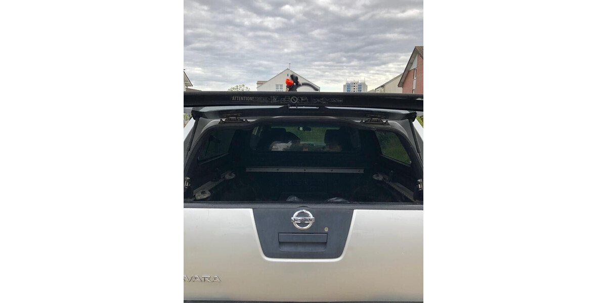 Nissan Navara 311.000 km 6.000 &euro; Düren 52349