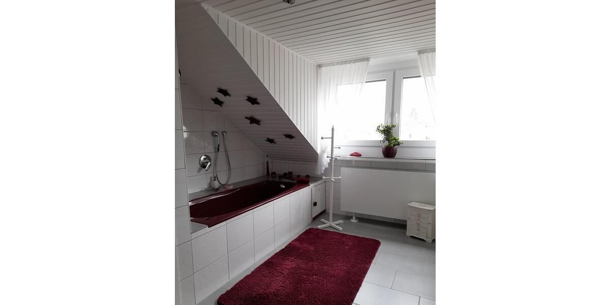 Etagenwohnung Brühl - 3 Zimmer, 70 m&sup2;, 767&euro; | Angebot:26122142