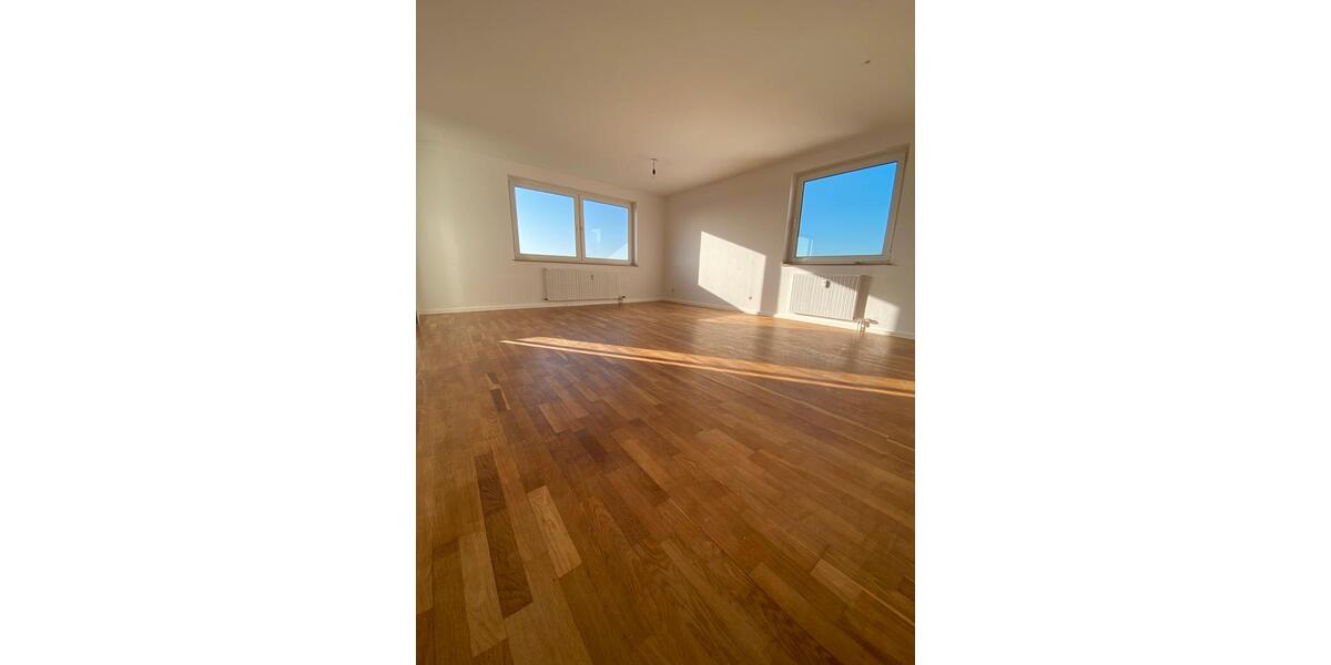 Etagenwohnung Köln Mülheim - 3 Zimmer, 92 m&sup2;, 1.350&euro; | Angebot:25925590