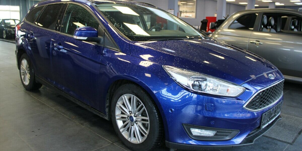 Ford Focus 1,5 TDCi DPF Automatik 113.461 km 10.980 &euro; Euskirchen 53881