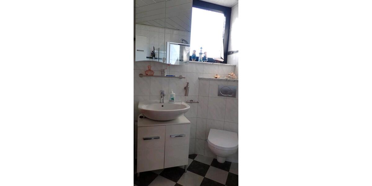 Reihenhaus Weilerswist - 4 Zimmer, 108 m&sup2;, 1.300&euro; | Angebot:25852137