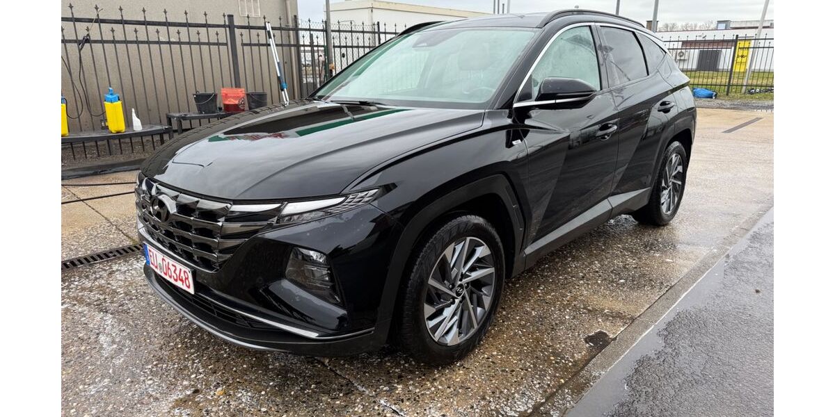 Hyundai TUCSON 171.000 km 17.499 &euro; Euskirchen 53879