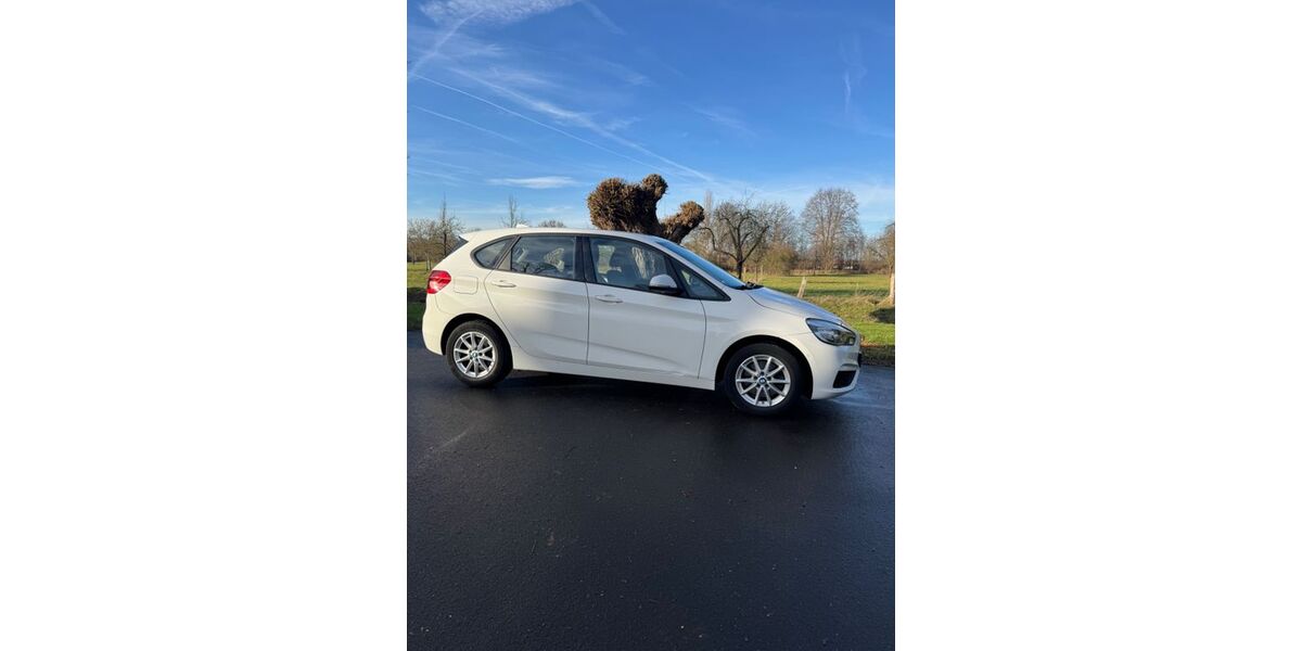 BMW 220 Active Tourer 93.000 km 19.500 &euro; Weilerswist 53919