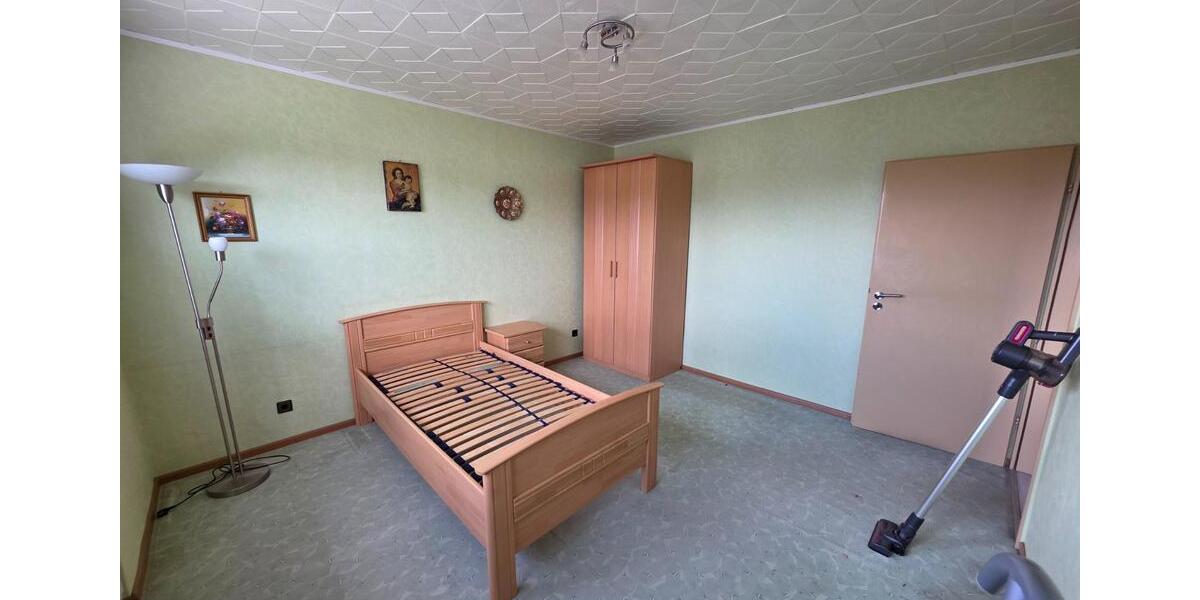 Reihenhaus Erftstadt - 5 Zimmer, 93 m&sup2;, 289.000&euro; | Angebot:24069878