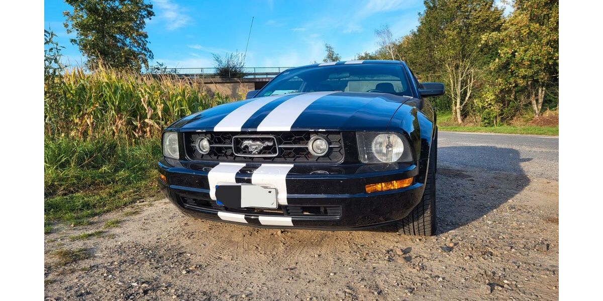 Ford Mustang 142.000 km 12.500 &euro; Köln 51065