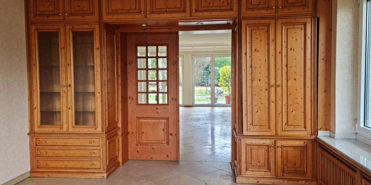 Einfamilienhaus Niederkassel - 7 Zimmer, 373 m&sup2;, 1.600.000&euro; | Angebot:25837714