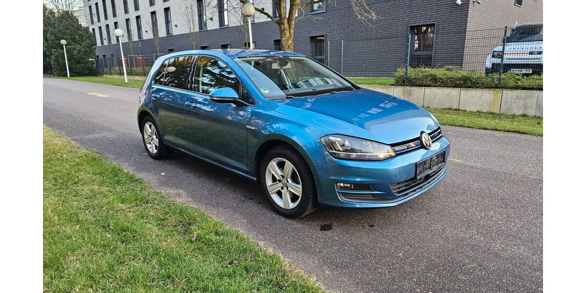 VW Golf 199.980 km 7.495 &euro; Köln 50827