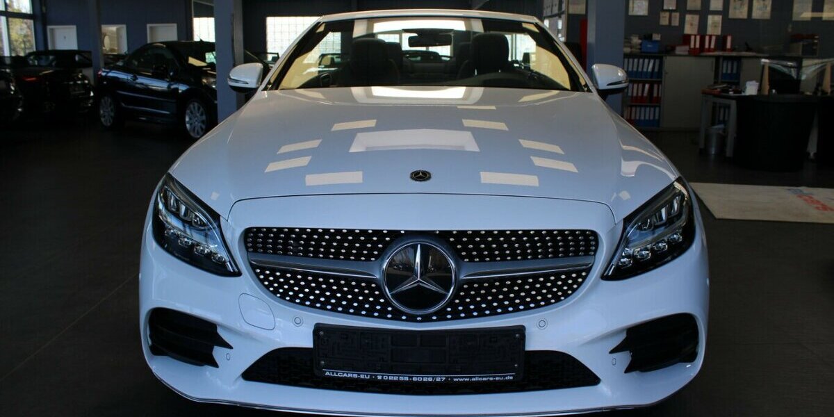 Mercedes-Benz C 180 Cabrio 9G-TRONIC AMG Line 41.800 km 31.980 &euro; Euskirchen 53881
