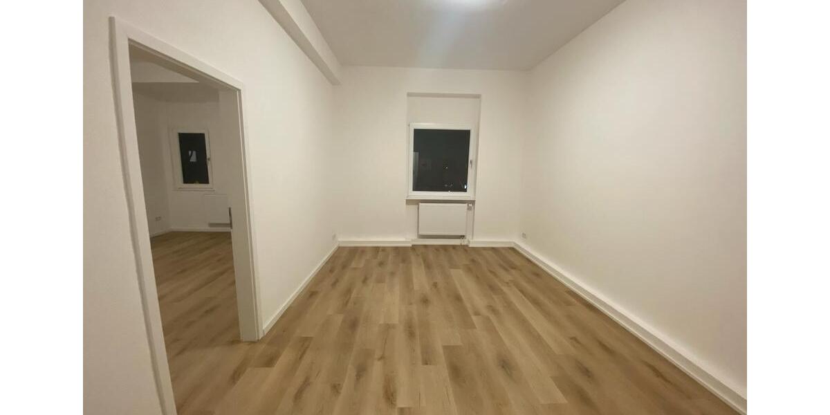 Etagenwohnung Köln Mülheim - 3 Zimmer, 90 m&sup2;, 1.500&euro; | Angebot:25310067