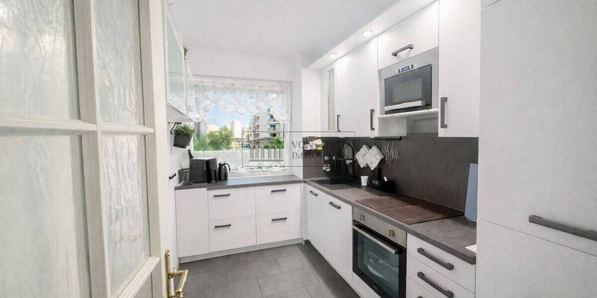 Etagenwohnung Köln Weiden - 3 Zimmer, 98 m&sup2;, 369.000&euro; | Angebot:26820389