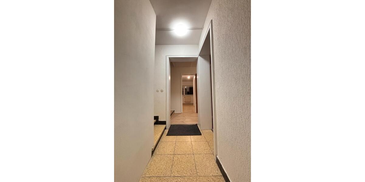 Etagenwohnung Düren Rölsdorf - 6 Zimmer, 125 m&sup2;, 1.650&euro; | Angebot:25164057