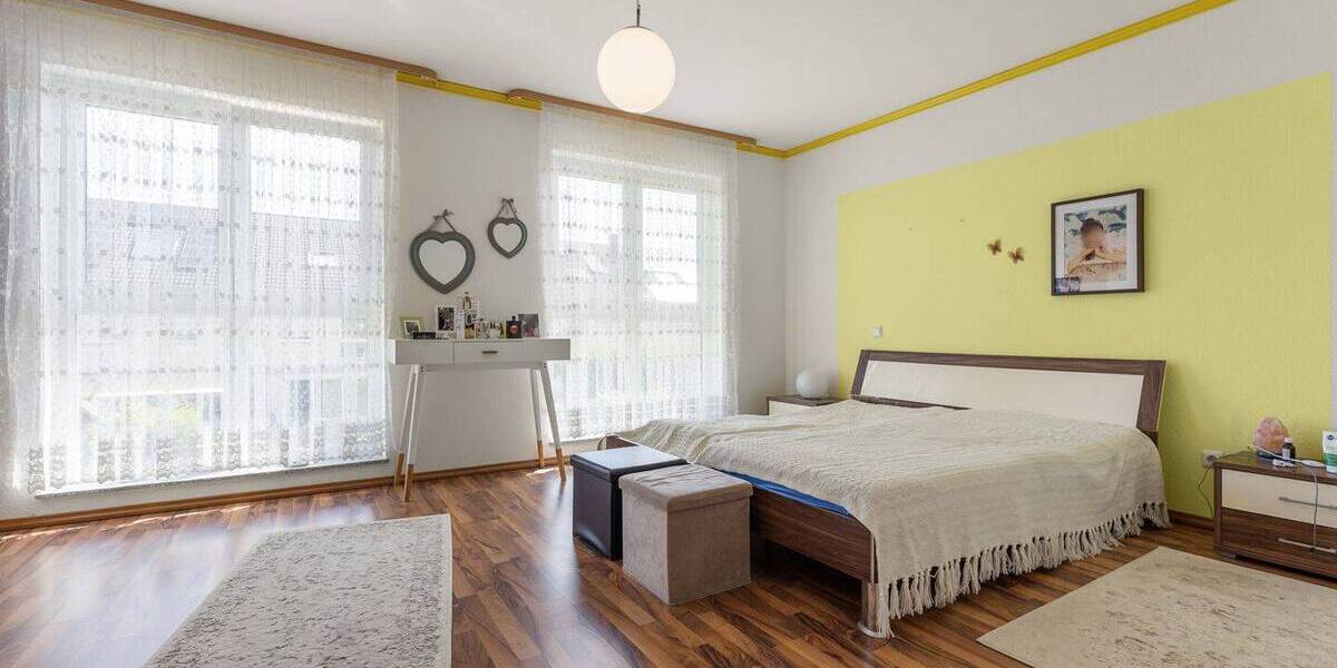 Doppelhaushälfte Kerpen Sindorf - 4 Zimmer, 137 m&sup2;, 650.000&euro; | Angebot:26826215