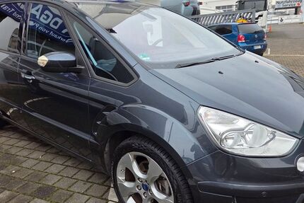 Ford S-Max 92.000 km 7.950 &euro; Pulheim 50259