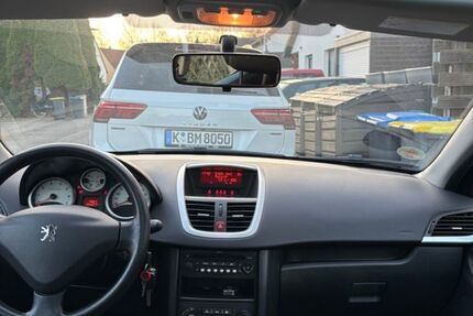 Peugeot 207 134.200 km 2.799 &euro; Köln 51067