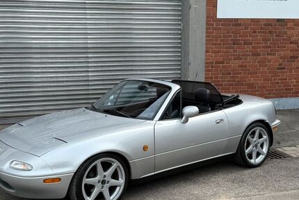 Mazda MX-5 121.780 km 11.999 &euro; Düren 52353