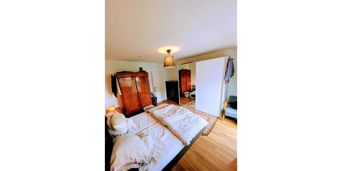 Etagenwohnung Köln Lindenthal - 3 Zimmer, 65 m&sup2;, 1.250&euro; | Angebot:25749474