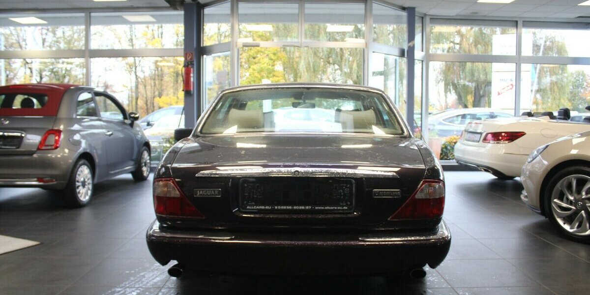Jaguar XJ 8 Executiv - GASANLAGE - 142.800 km 11.980 &euro; Euskirchen 53881