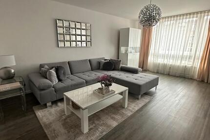 Wohnung Köln Nippes - 2 Zimmer, 72 m&sup2;, 1.950&euro; | Angebot:25968674