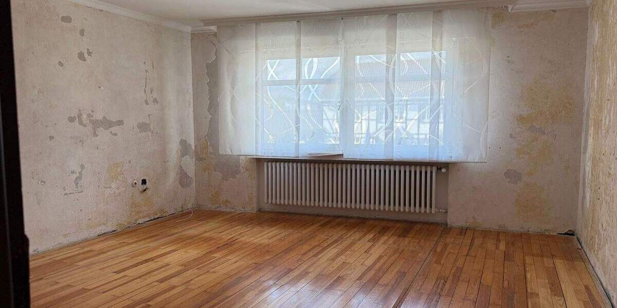 Mehrfamilienhaus, Wohnhaus Niederkassel Rheidt - 4 Zimmer, 95 m&sup2;, 389.000&euro; | Angebot:25745010