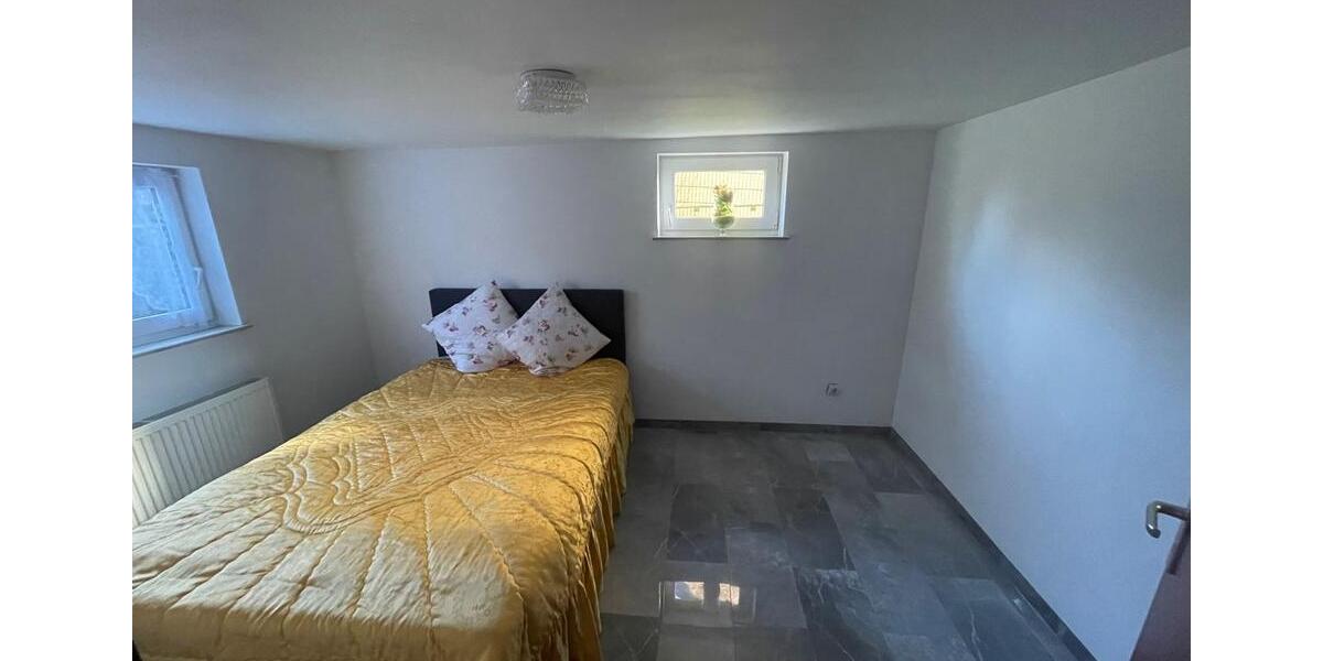 Erdgeschoßwohnung Brühl - 2 Zimmer, 50 m&sup2;, 1.000&euro; | Angebot:25922780