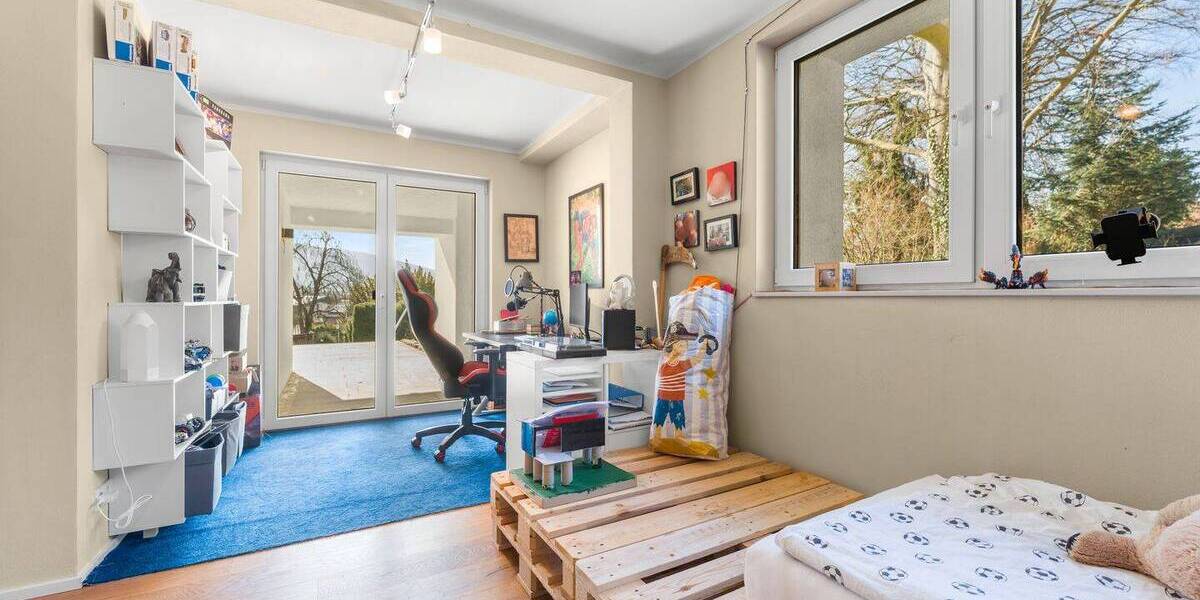 Einfamilienhaus Kreuzau Untermaubach - 7 Zimmer, 280 m&sup2;, 775.000&euro; | Angebot:25938946