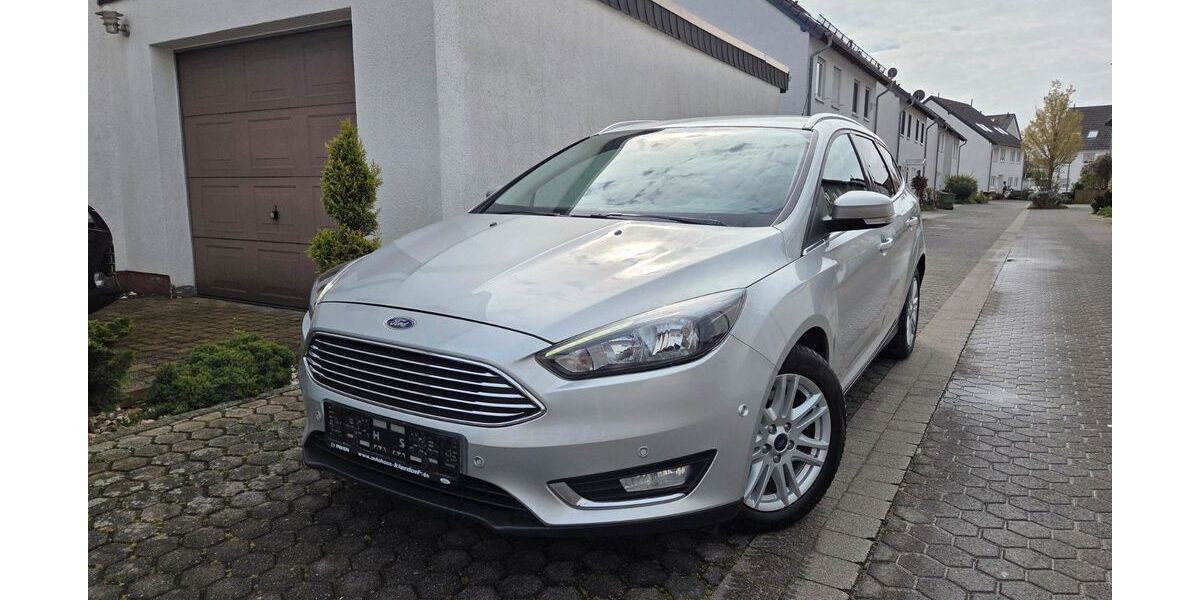 Ford Focus 132.000 km 6.190 &euro; Düren 52353