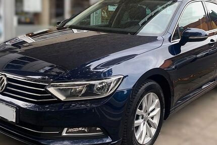 VW Passat 180.000 km 9.999 &euro; Köln (Ostheim) 51107