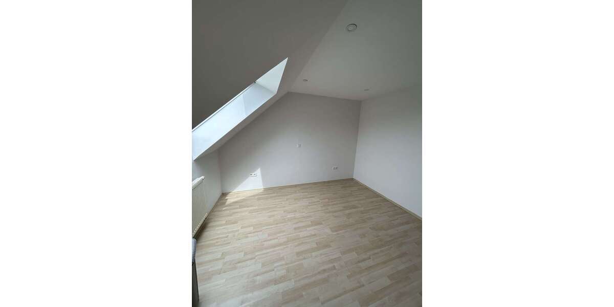 Etagenwohnung Hürth - 2 Zimmer, 50 m&sup2;, 650&euro; | Angebot:26869673