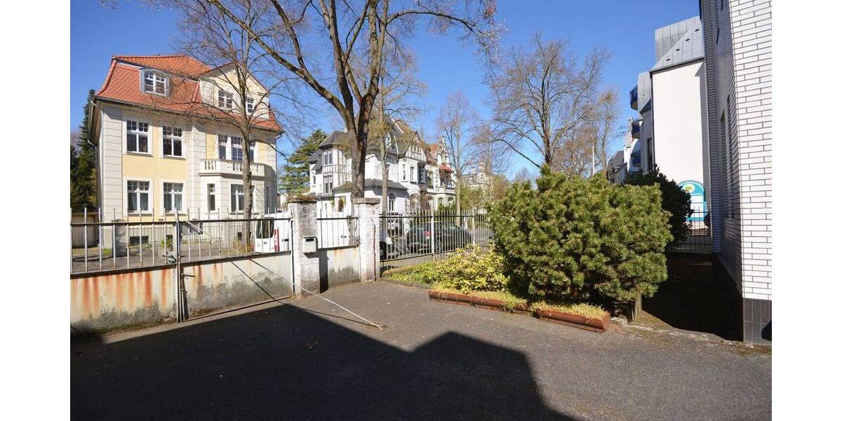 Einfamilienhaus Brühl - 8 Zimmer, 233 m&sup2;, 450.000&euro; | Angebot:26420449