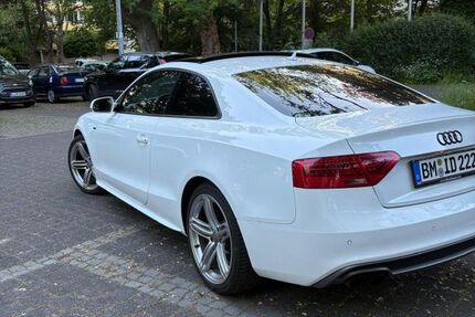 Audi A5 163.000 km 9.990 &euro; Wesseling 50389