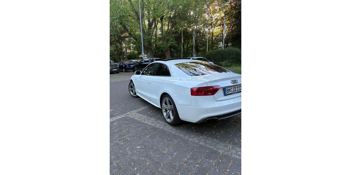 Audi A5 163.000 km 9.990 &euro; Wesseling 50389