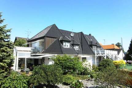 Haus Grevenbroich - 9 Zimmer, 300 m&sup2;, 890.000&euro; | Angebot:25161977